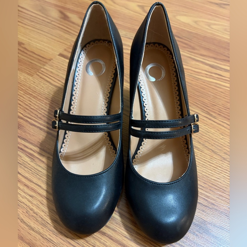DSW Black Heels